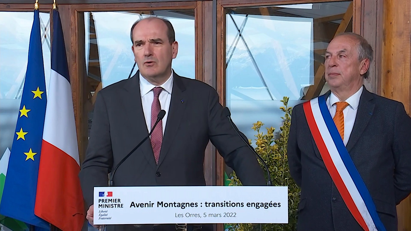 Le Premier ministre Jean Castex s'est exprimé sur le plan Avenir montagnes et ses perspectives depuis Les Orres dans les Hautes-Alpes.