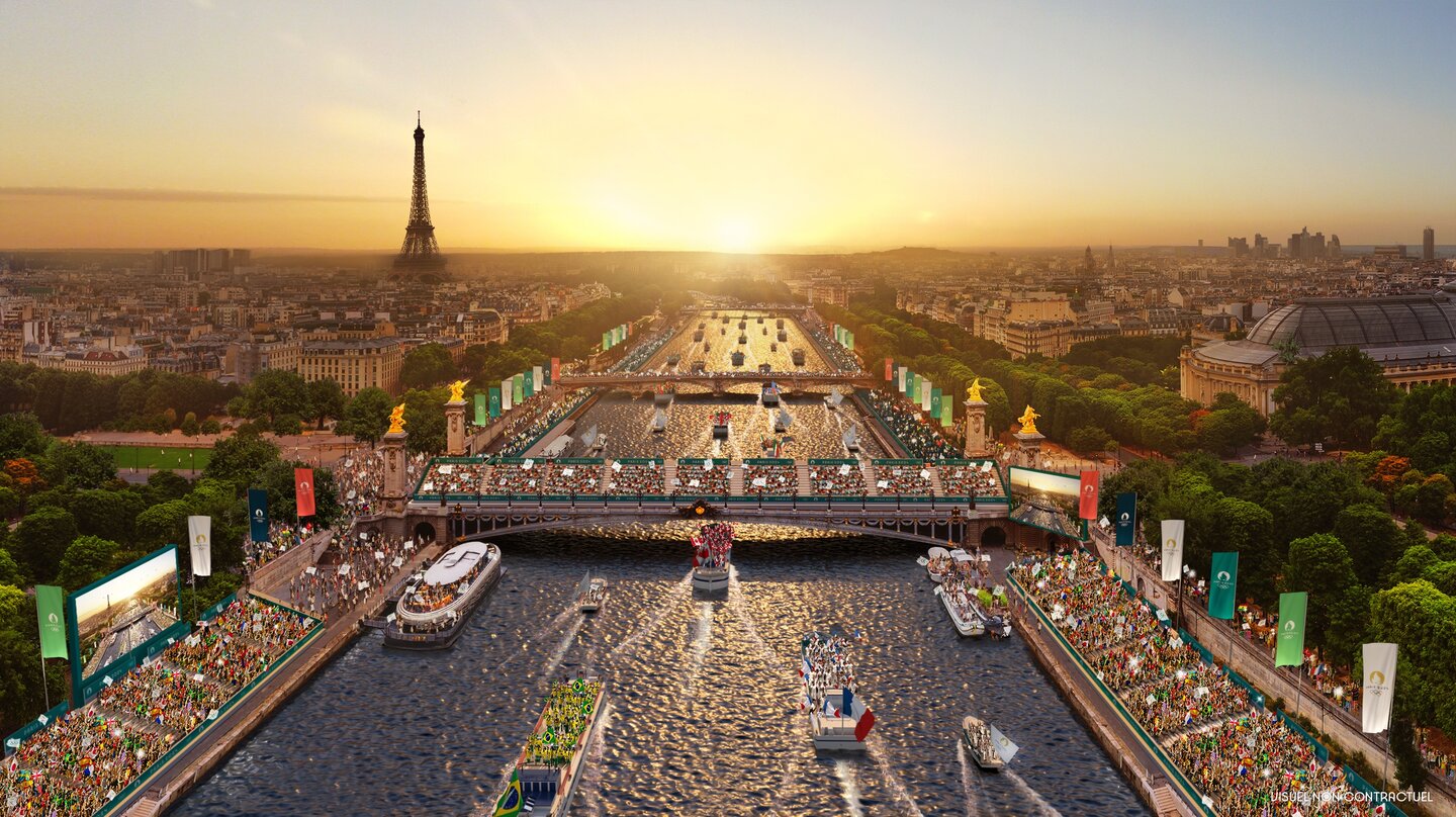 Projection de la cérémonie d'ouverture des Jeux  olympiques et paralympiques de Paris 2024.