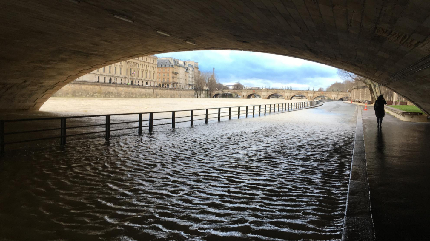 La Seine en crue, à Paris.