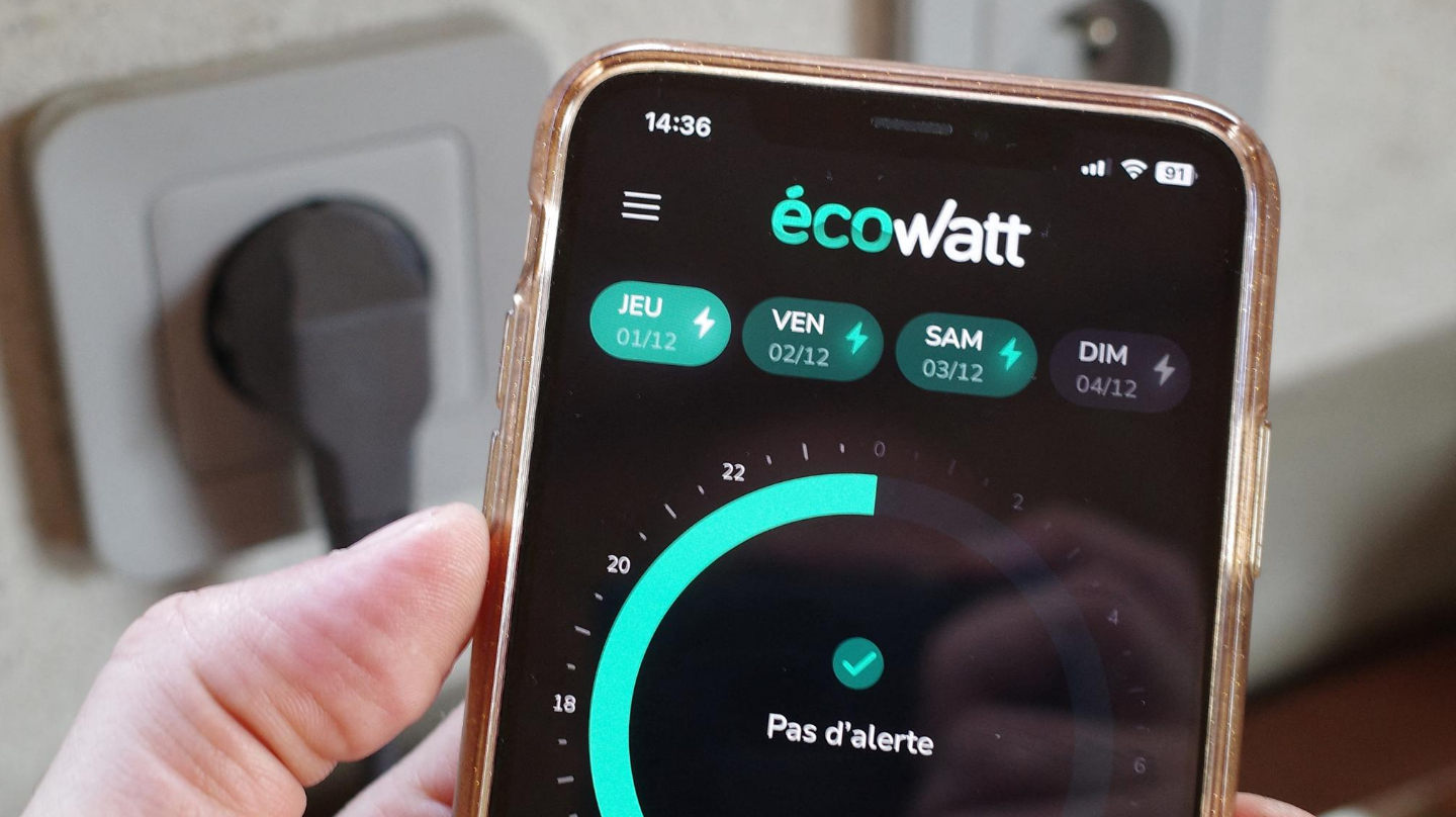 L'application Ecowatt permet de connaître l'état du réseau électrique français.