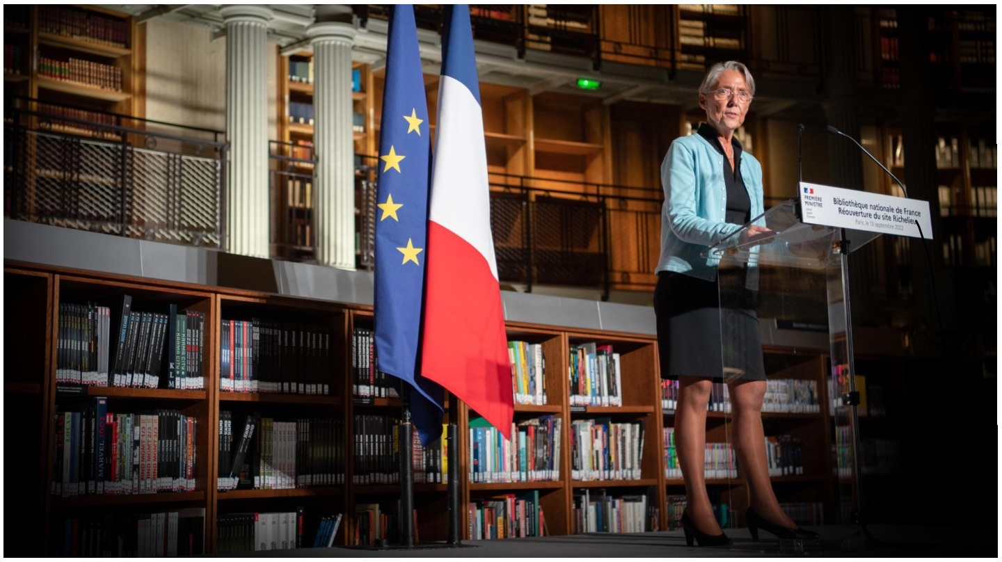 La Première ministre Élisabeth Borne pendant l'inauguration du site Richelieu de la Bibliothèque nationale de France (BnF).