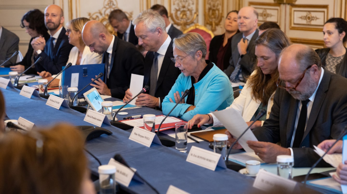 La Première ministre, Élisabeth Borne, préside l'installation du comité  sur intelligence artificielle générative à Paris, le 19 septembre 2023.